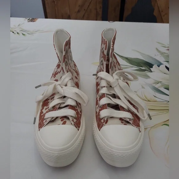 NWOT Converse Women's High-Top Platform Sneakers - Brown and White Animal Print - Picture 2 of 4